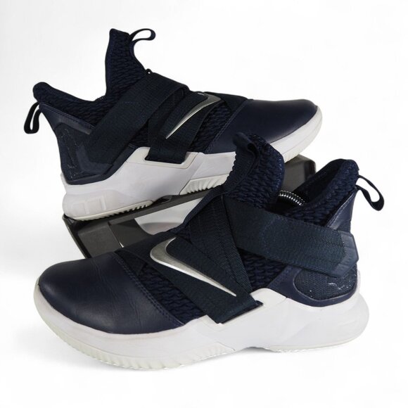 Nike LeBron Soldier 12 TB Promo 'College Navy' Youth 6.5 AT3872-406 Basketball - Picture 1 of 11